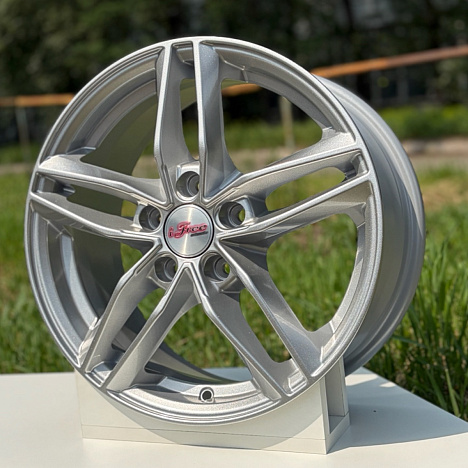 Moskva (КС689) 6.500xR16 5x100 DIA67.1 ET40 Нео-классик Moskva (КС689) 6.500xR16 5x100 DIA67.1 ET40 Нео-классик